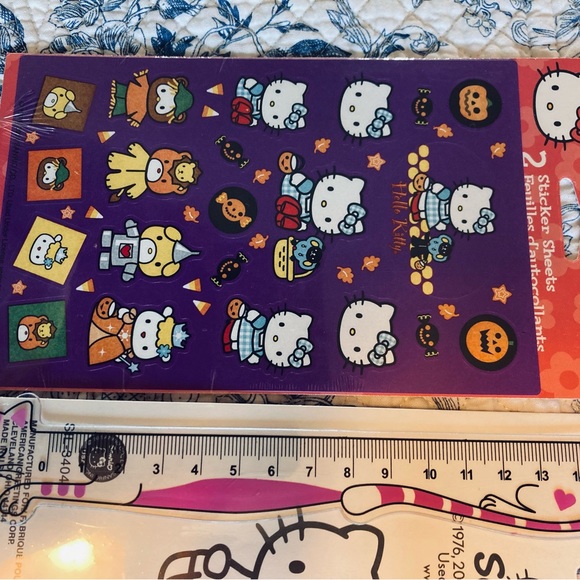 ✨Coquette Dorothy Kitty Figure & Hello Kitty Stickers💙🪄✨ - Picture 9 of 11